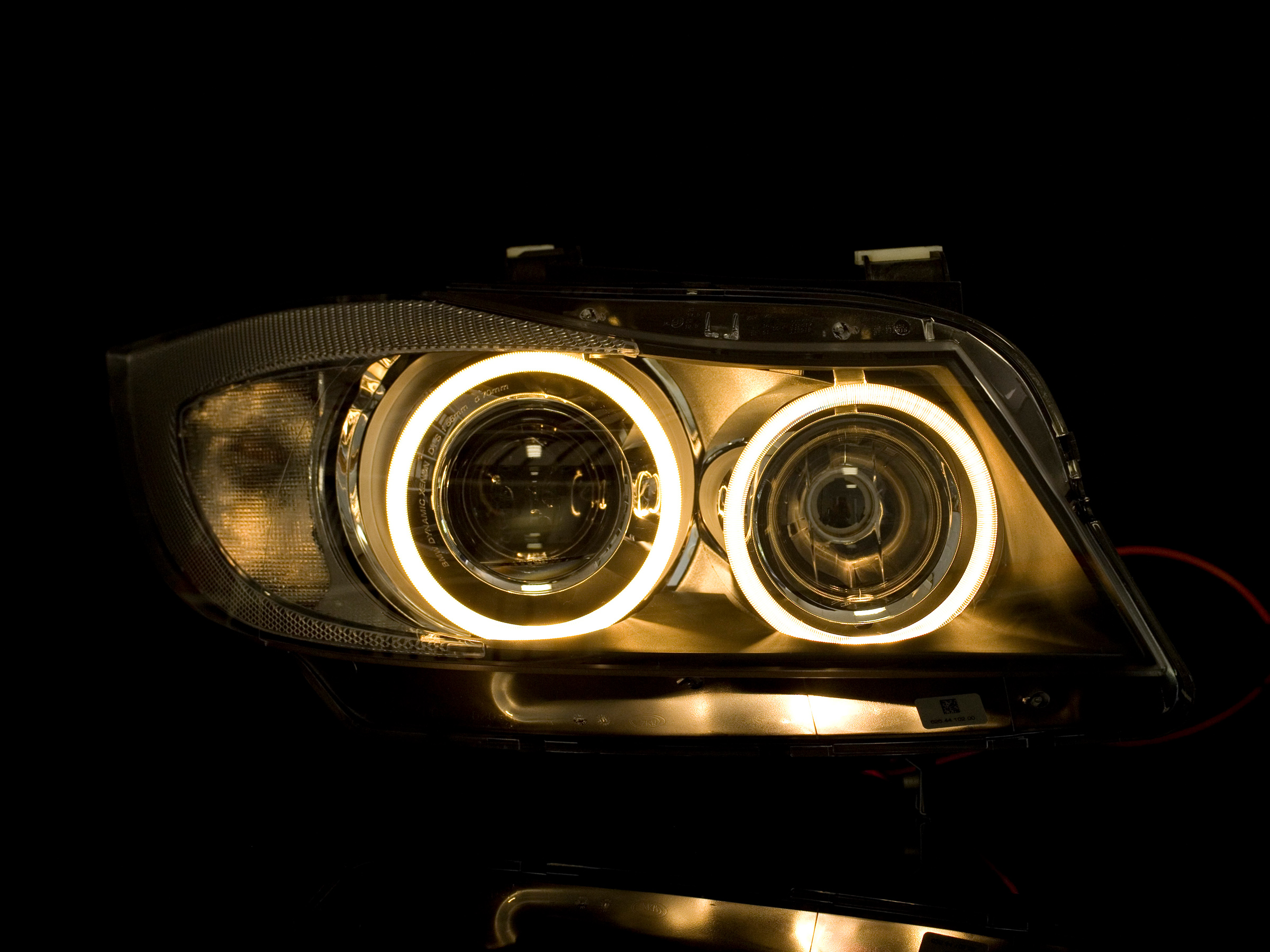 Extra LED Angel Eyes für BMW E90 E91 XENON WEISS Standlicht für BMW Corona Ringe