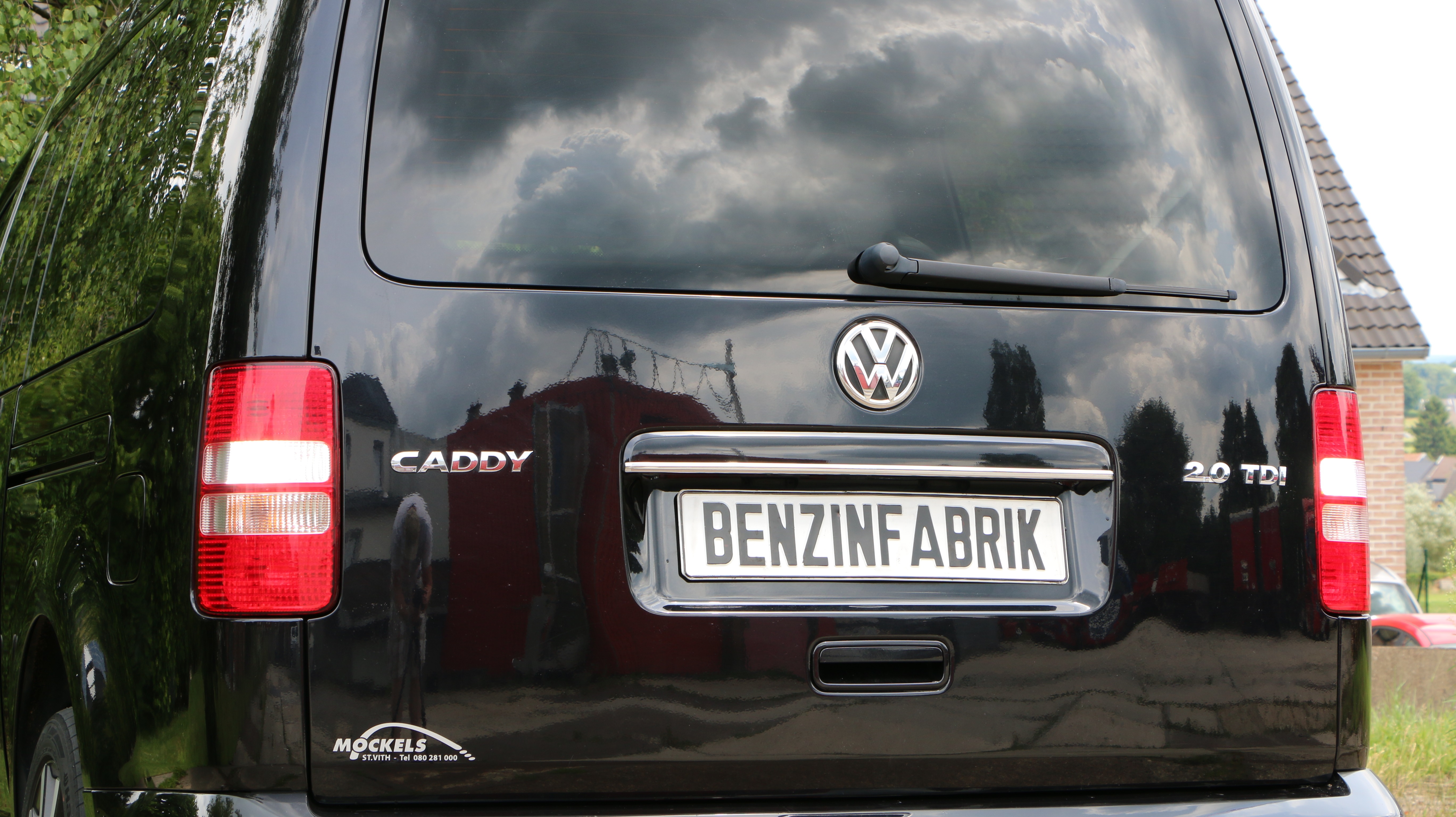 https://www.benzinfabrik.com/media/image/d3/94/85/7784-VW-Caddy-led-Rueckfahrscheinwerfer-cree-30w.jpg